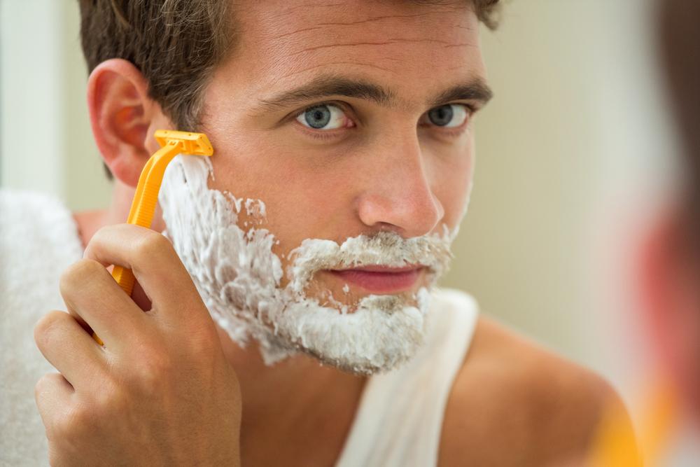 Gillette men’s shaving products, pricing, and review